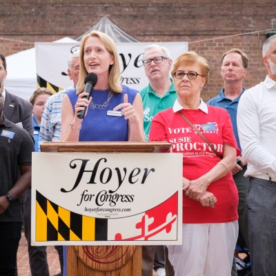 2022 Bull Roast, supporters speaking in front of the crowd